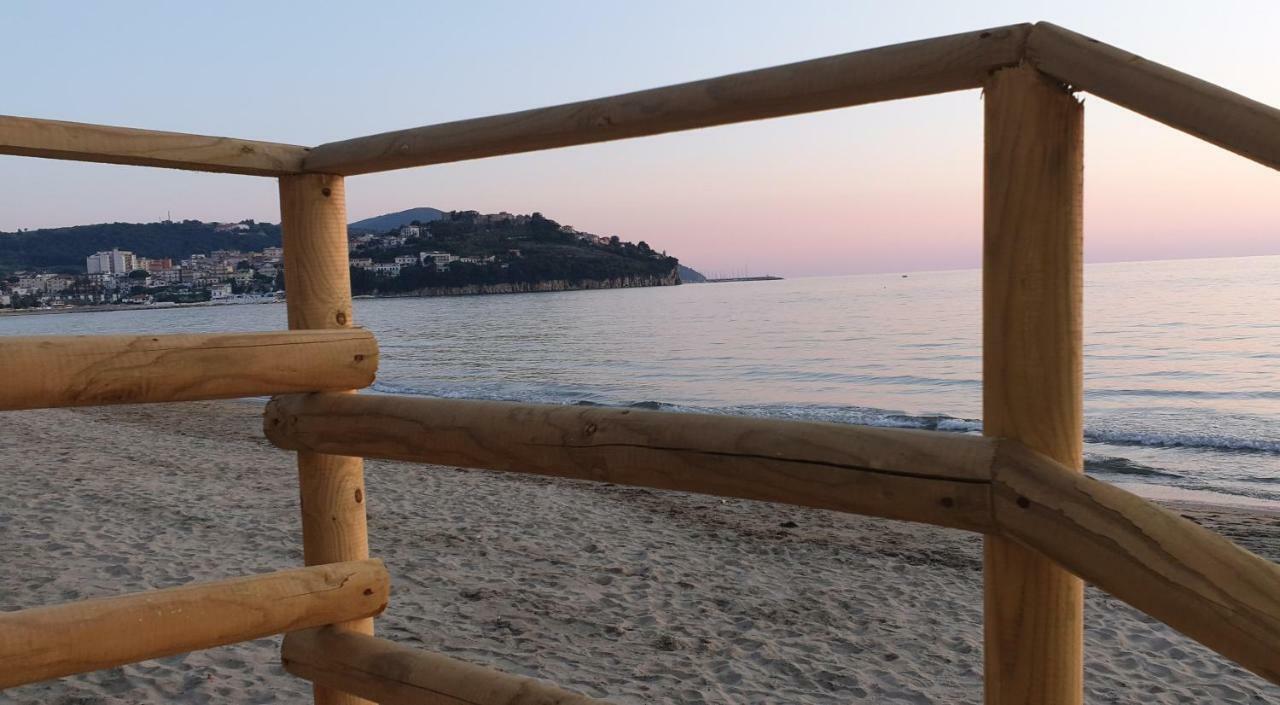 A Un Passo Dal Mare Bed & Breakfast Agropoli Dış mekan fotoğraf